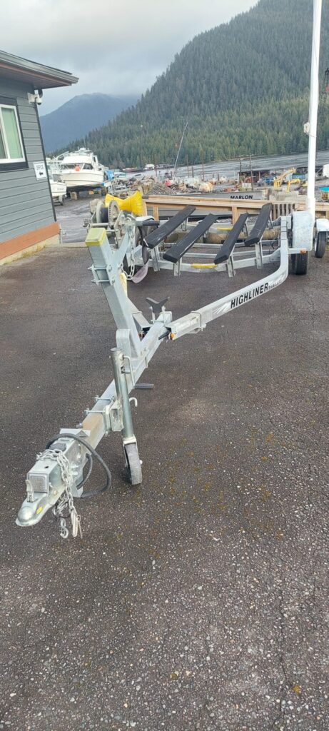 Used HIGHLINER TCL47-23 Trailer for sale