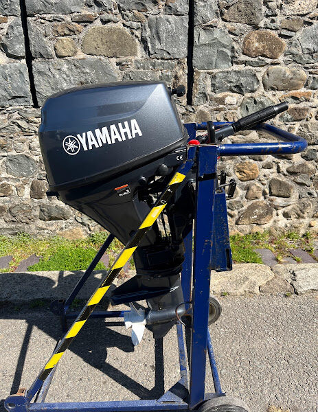 Used 9.8hp Orca- short shft, manual start, tiller control