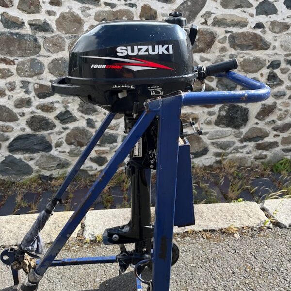 Used 2.5hp suzuki outboard – shortshaft, manual start, tiller control