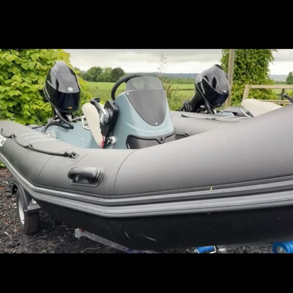 Ex-Demo Unit, Zodiac PRO 420 Classic PVC boat + 50hp Tohatsu Engine