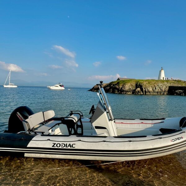 Ex-Demo Unit, Zodiac OPEN 6.5 Boat PVC boat + 150hp Mercury Outboard