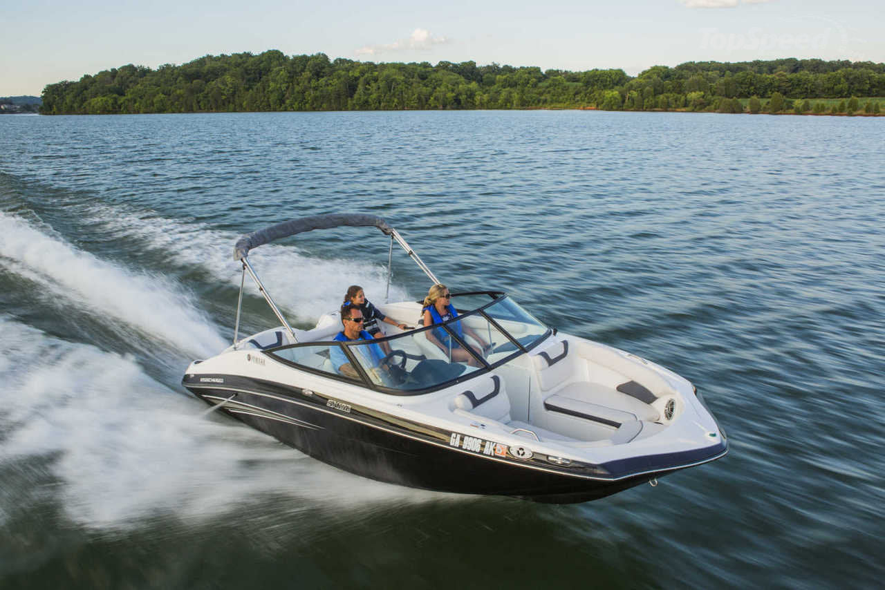 Jet outboard vs. jetboat